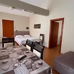 Red Rose Guest House